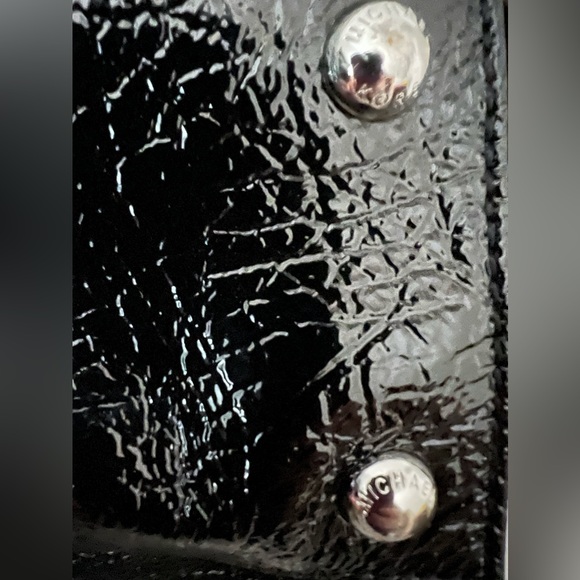 Michael Kors North/South Hamilton textured patent leather tote - Picture 12 of 16